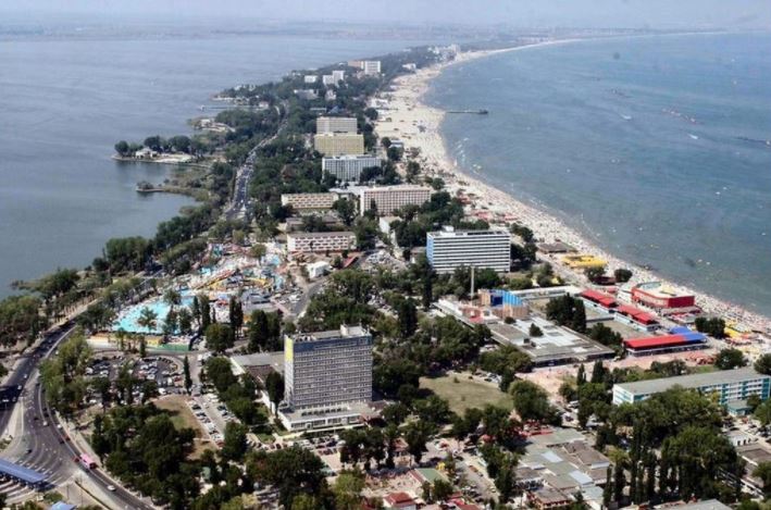 LITORAL: Hotelierii vor putea solicita primii închirierea porțiunilor de plajă