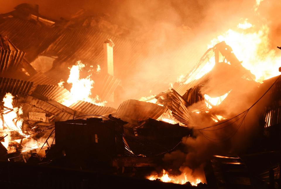 LONDRA/VIDEO: Incendiu URIAȘ în nordul orașului. 140 de pompieri se luptă cu flăcările