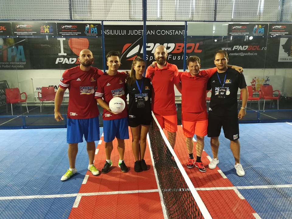 Echipele României luptă pentru medalii la Europenele de padbol de la Constanța