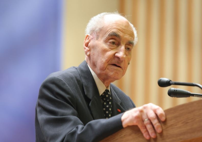 A murit Mircea Ionescu Quintus, președintele de onoare al PNL