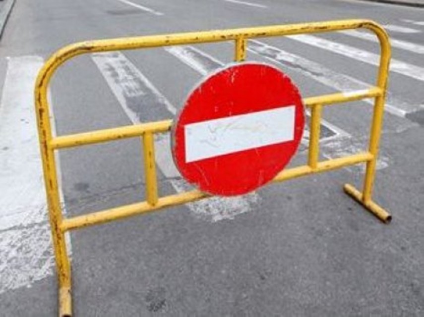 CONSTANȚA – Trafic RESTRICȚIONAT pe bulevardul Mamaia din cauza unei avarii RAJA
