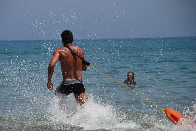 Copil salvat de la înec în stațiunea Mamaia