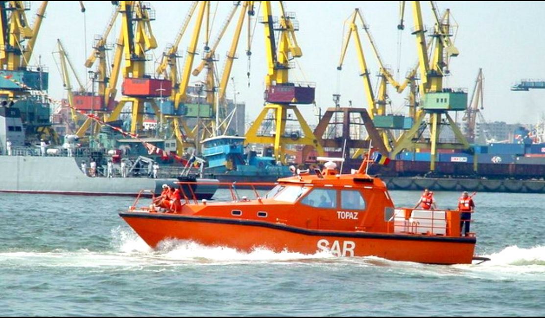CONSTANȚA: Misiune de salvare pe Marea Neagră. O persoană a fost dată dispărută