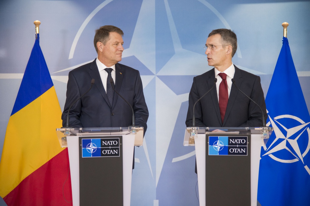 Președintele Iohannis se întâlnește astăzi cu secretarul general al NATO