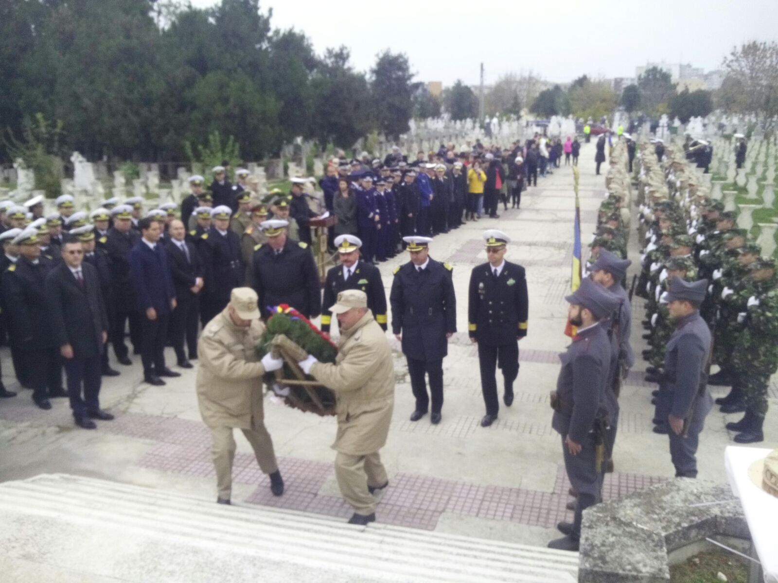 Ziua Armatei la CONSTANȚA – Ceremonie de depunere de coroane la Monumentul Eroilor din Cimitirul Central
