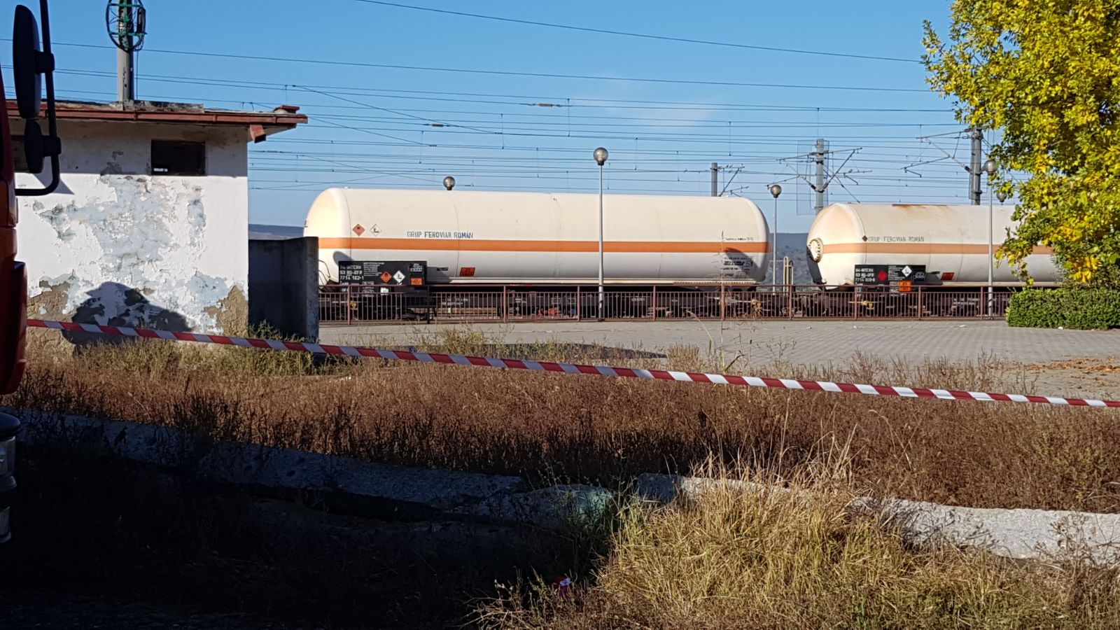 Pericol de EXPLOZIE lângă CERNAVODĂ. Un vagon cisternă pierde gaz – update