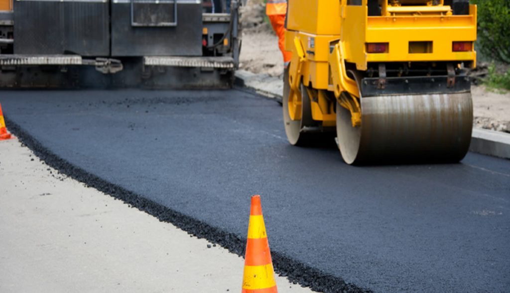 CONSTANȚA: Lucrări de asfaltare în trafic