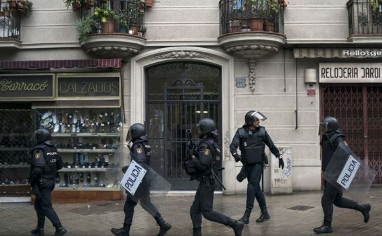 Referendumul din Catalonia: Poliția a tras cu gloanțe de cauciuc