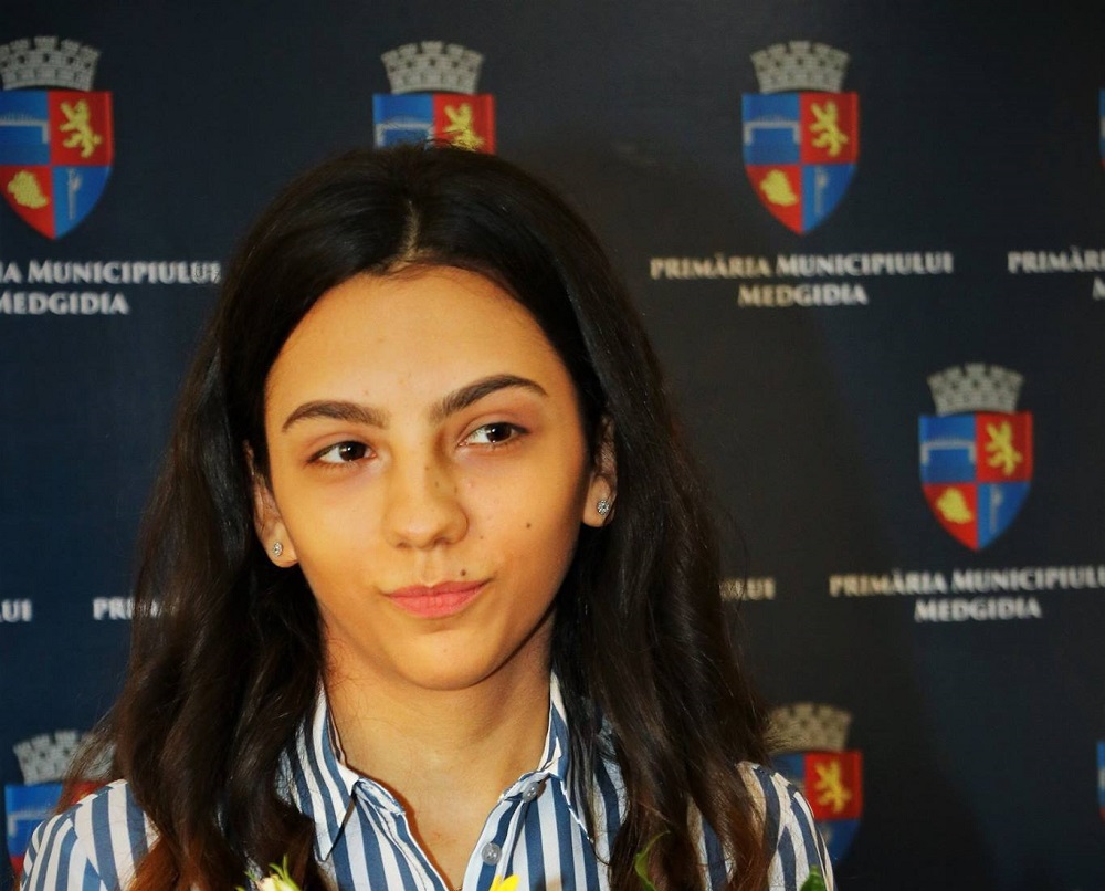 MEDGIDIA: Eleve de nota 10, premiate de Ziua Internaţională a Educaţiei