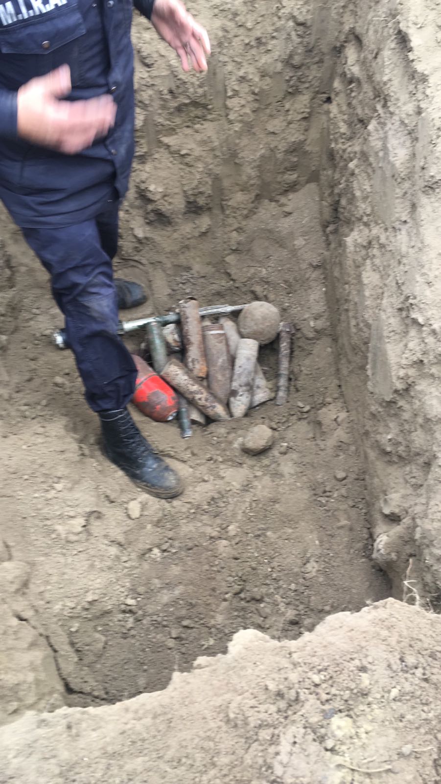 BOMBĂ incendiară de aviație, descoperită de pompierii constănțeni și tulceni