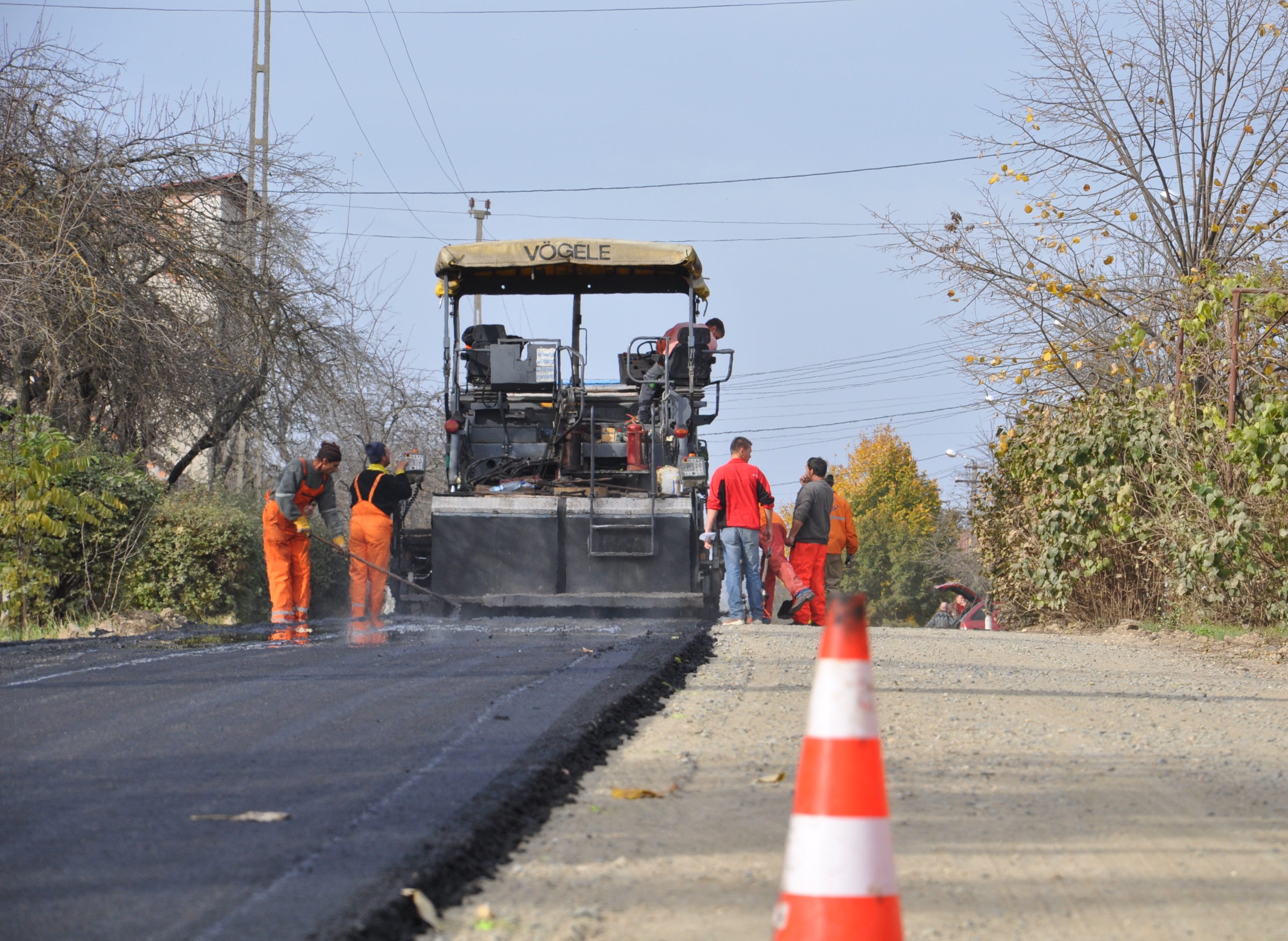 Lucrări de asfaltare în municipiul CONSTANȚA. Străzile pe care traficul se desfășoară astăzi cu restricții