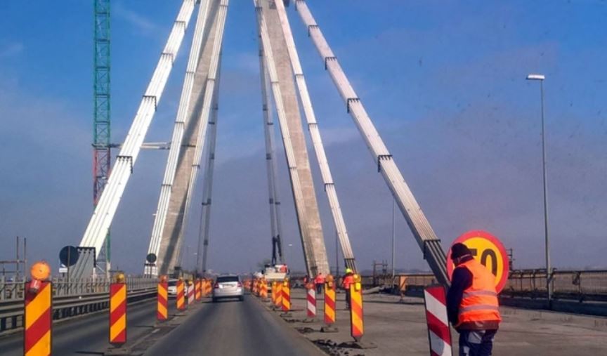 S-a prelungit termenul de restricționare a circulației pe Podul de la Agigea