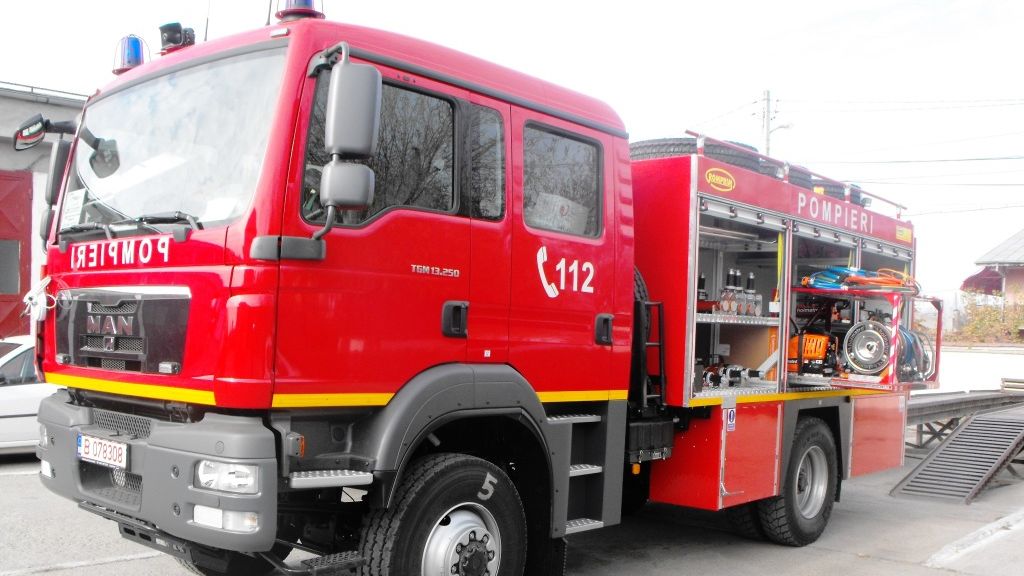 CERNAVODĂ: Incendiu într-un apartament de bloc – update