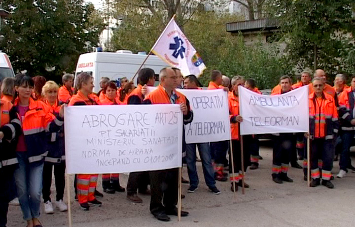 Federația Sindicală Ambulanța declanșează astăzi un protest național