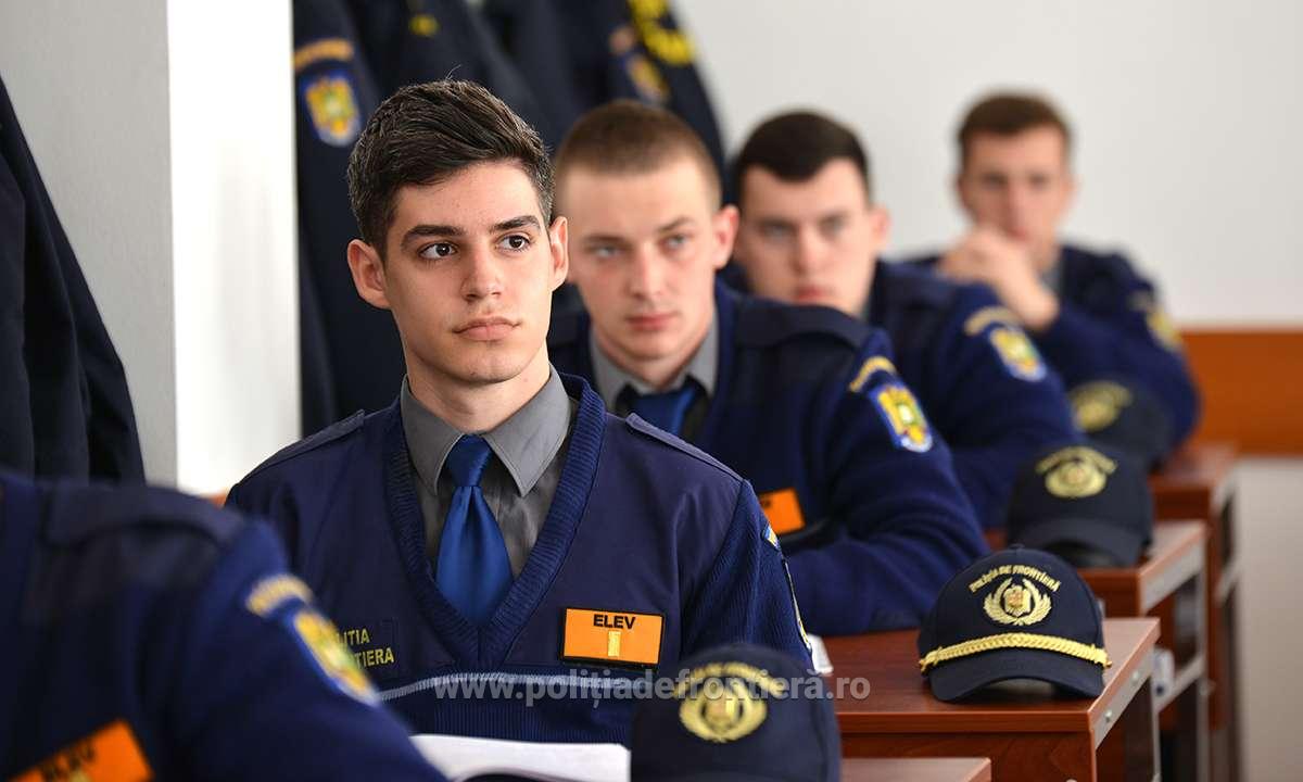 Cum puteți deveni polițiști de frontieră