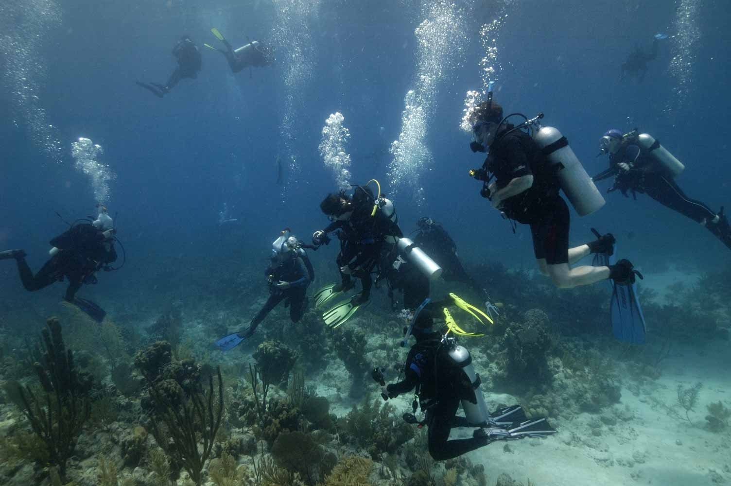 CONSTANȚA – Circuit turistic subacvatic pentru admirarea vestigiilor arheologice