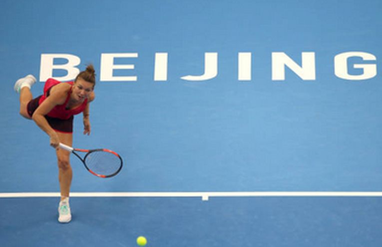 Simona Halep și Monica Niculescu joacă azi în optimi la Beijing