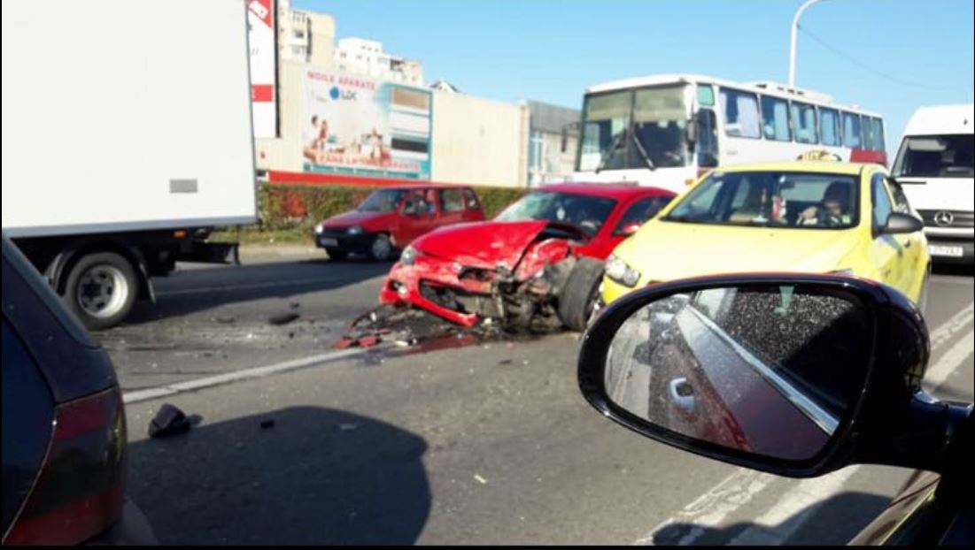 CONSTANȚA: Accident rutier grav în zona Doraly. Intervine descarcerarea