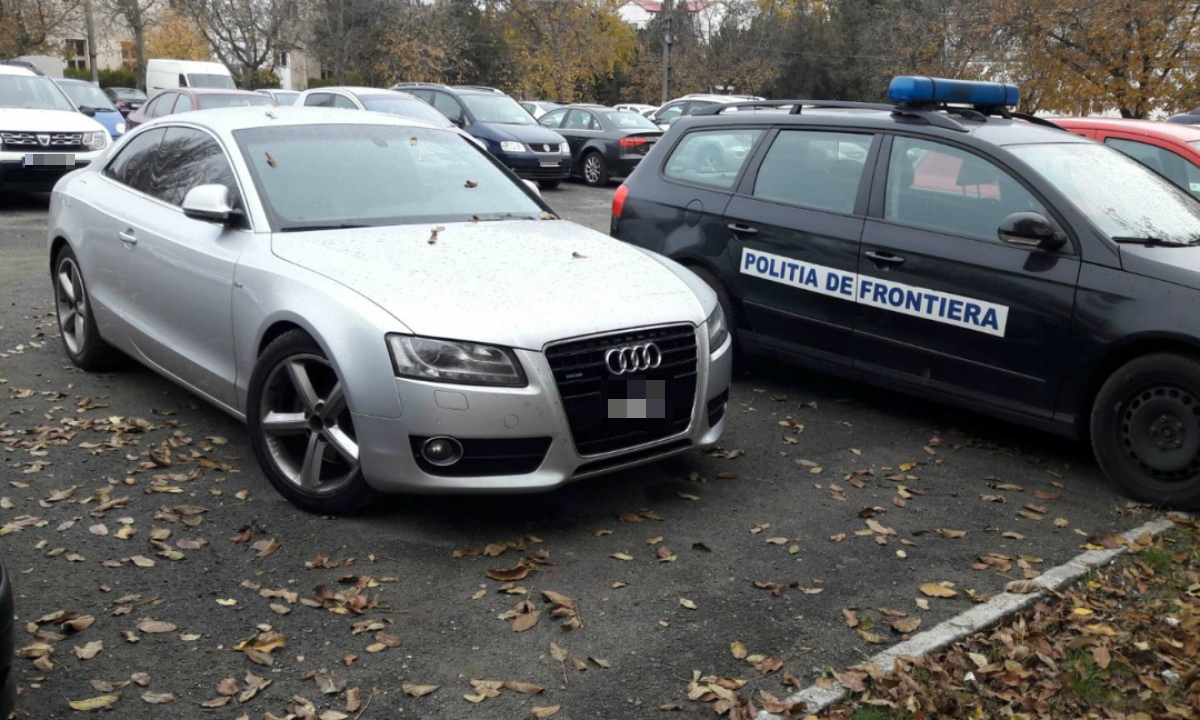 Autoturism furat din Italia, descoperit la Constanţa (foto)