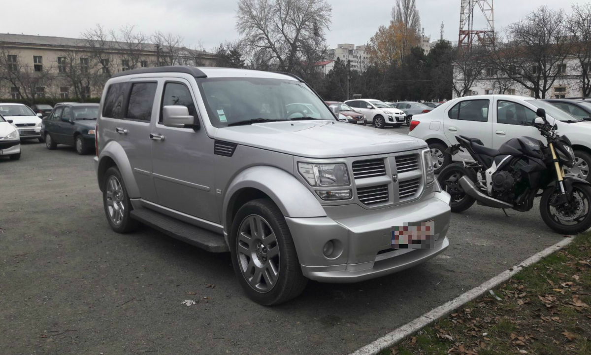Un autoturism FURAT din FRANȚA a fost descoperit la CONSTANŢA