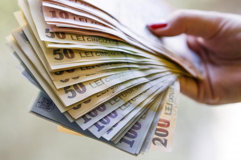Fondurile private de pensii vor putea investi mai mult în acţiuni