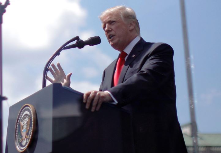 Donald Trump vrea încetarea programului „Loteria Vizelor”