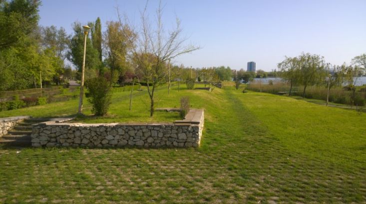 CONSTANȚA: PROTEST împotriva amplasării în parcul Tăbăcărie a unor miniaturi arhitectonice