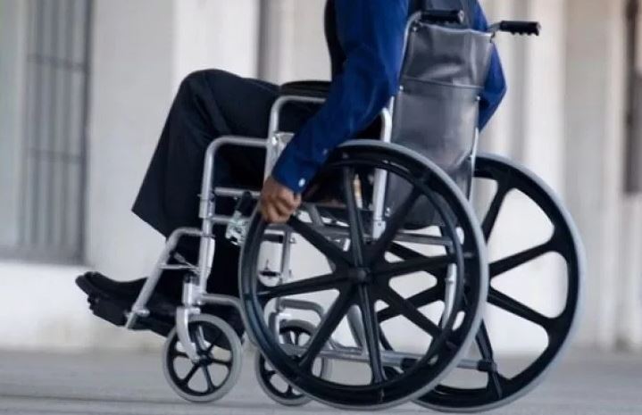 Modificările fiscale reduc veniturile persoanelor cu handicap care vor să muncească