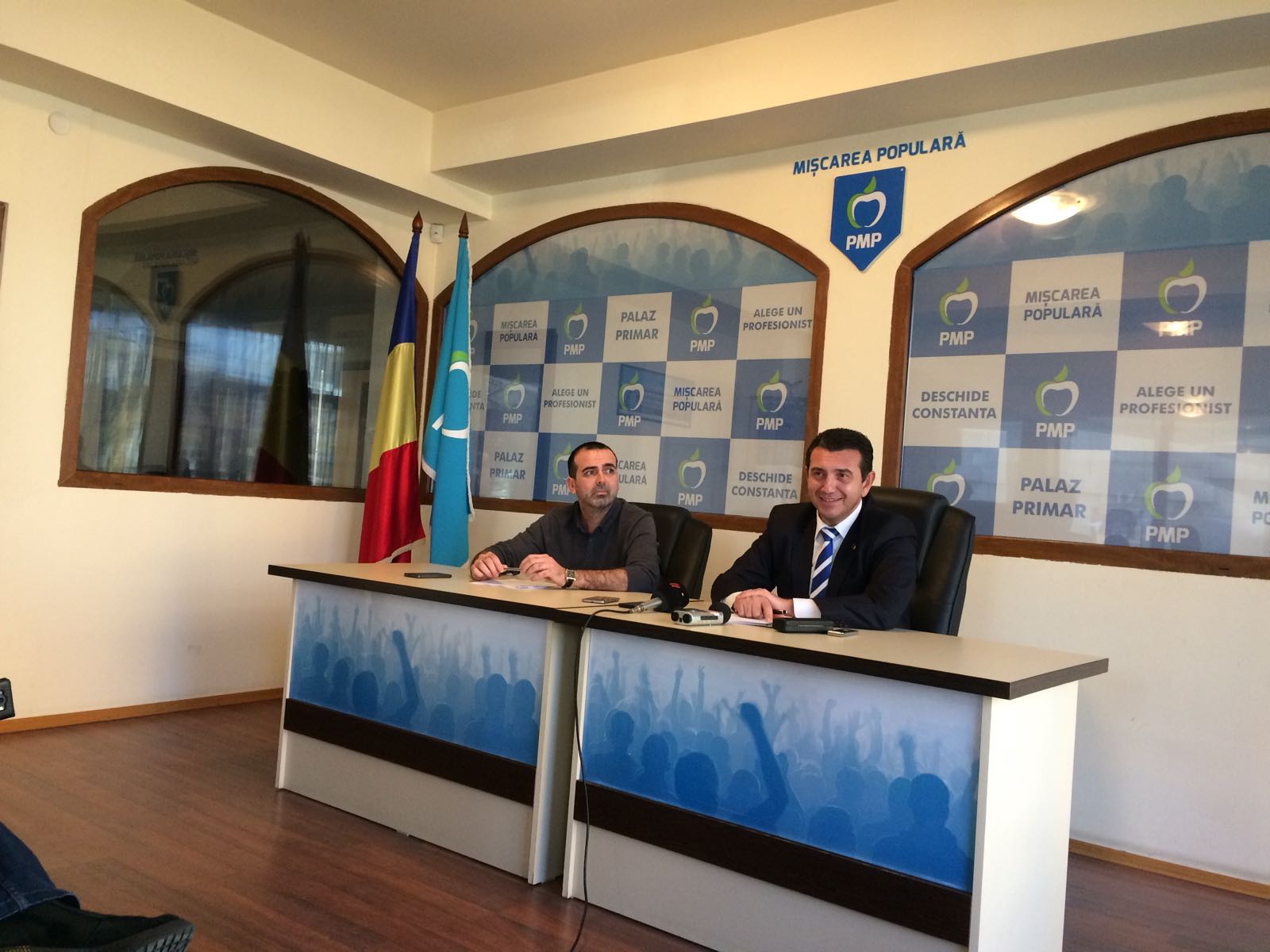 Președintele PMP, Claudiu Palaz, conferință despre subiectele la zi care îi frământă pe constănțeni