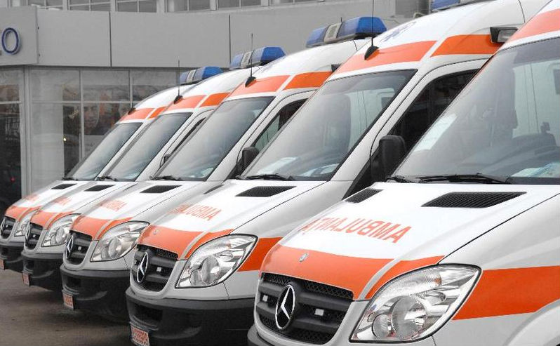 Sute de constănţeni au sunat la Ambulanţă în ziua de Crăciun