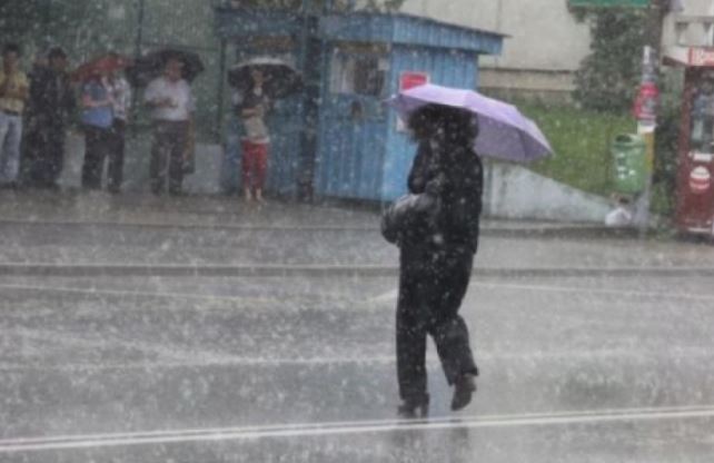 O nouă informare meteo de vânt puternic și precipitații în majoritatea zonelor țării