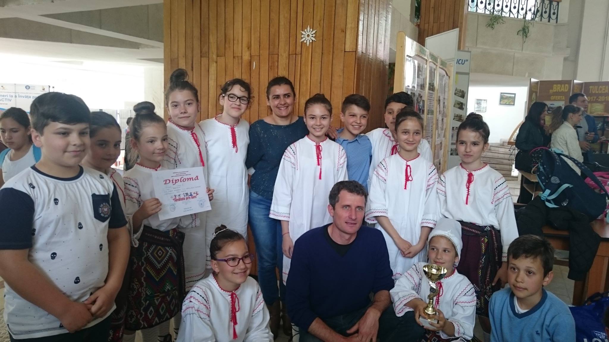 Profesorul de dans Vasile Roibu, dascăl pentru copiii de la sat spre scena internațională