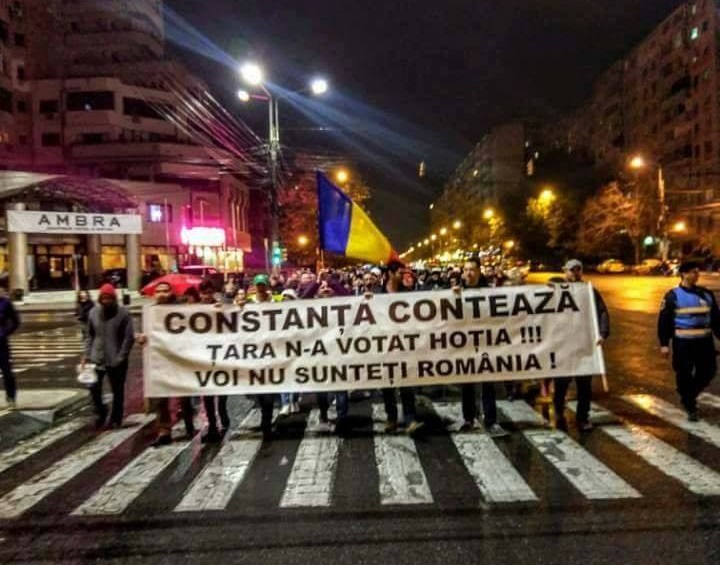 FOTO – PROTEST de amploare: Constănțenii pornesc în coloană spre Bucureşti