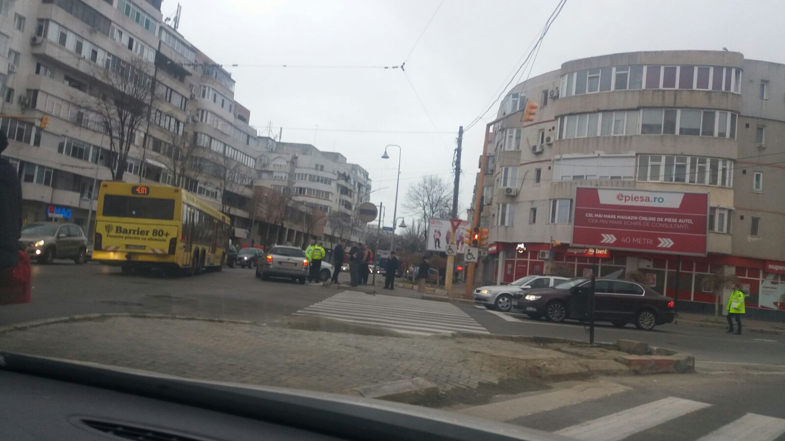 CONSTANȚA: Trafic îngreunat în urma unui accident rutier
