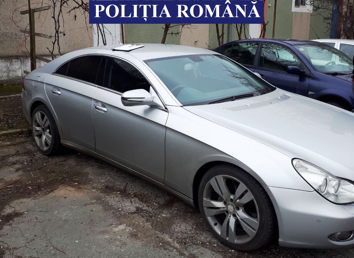 Autoturism de lux căutat în Marea Britanie, găsit de poliţiştii constănţeni
