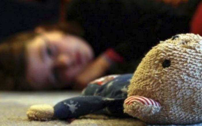 Aproape 8.000 de cazuri de abuz, neglijare și exploatare a copilului, înregistrate în prima jumătate a anului, în România