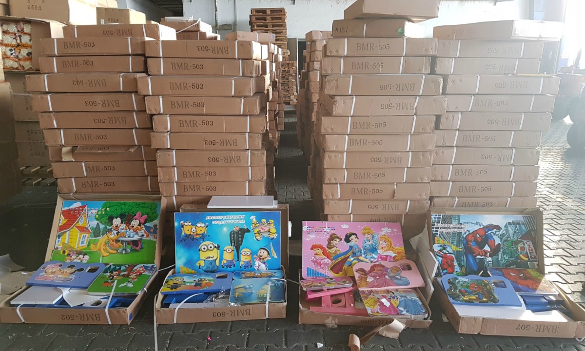 FOTO: Jucării de peste 170.000 lei, susceptibile a fi contrafăcute, confiscate în Portul Constanţa Sud Agigea