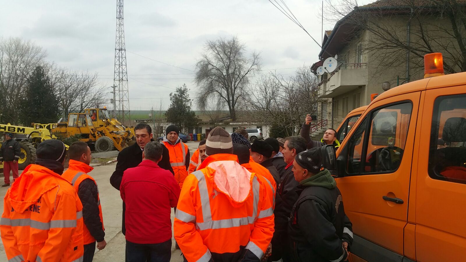 Șeful CJC, Horia Țuțuianu, a verificat dotările RAJDP: „Vom accesa fonduri pentru retehnologizare și achiziția de utilaje noi“
