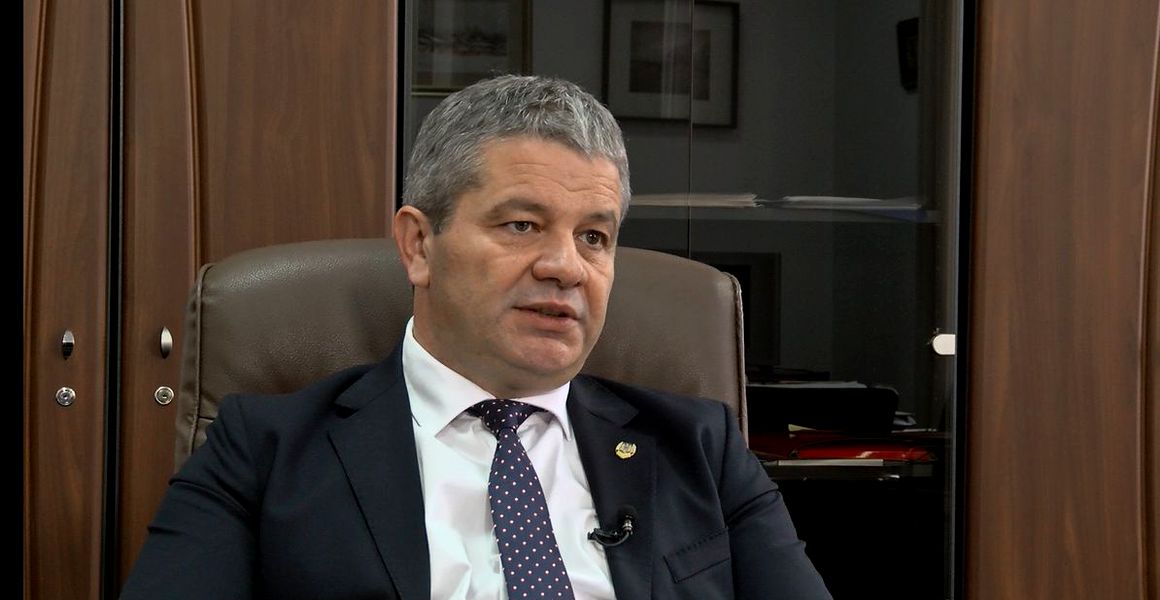 Ministrul Sănătăţii a resuscitat o persoană în avion