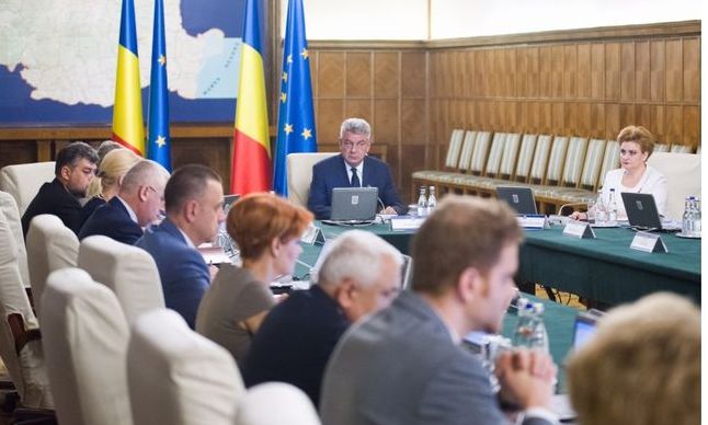 Guvernul Tudose ar putea fi restructurat