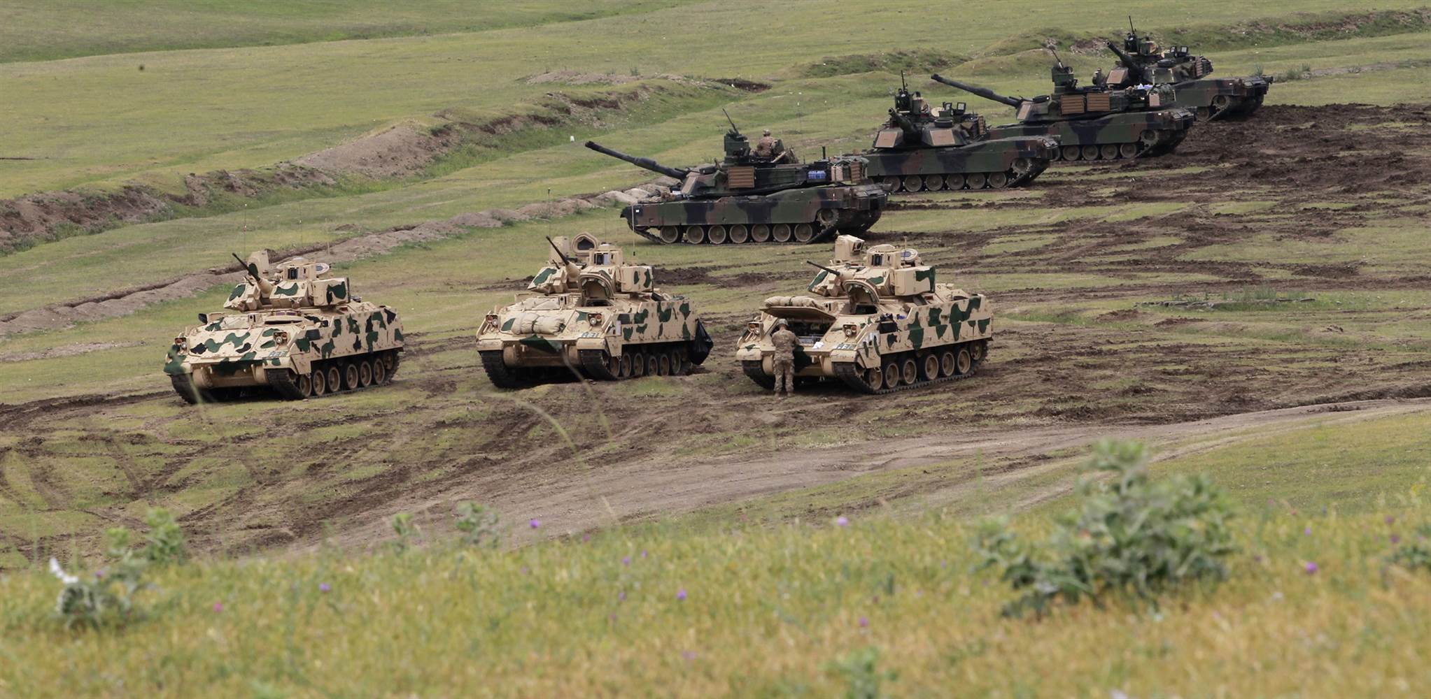 SUA vor investi masiv în infrastructura militară din Europa, inclusiv în România
