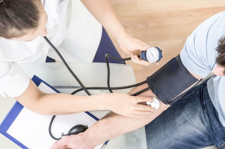 Medicii de familie din CONSTANŢA, care nu au semnat actele adiţionale cu CJAS, îşi continuă activitatea