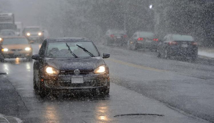 Ninge pe mai multe artere naţionale şi autostrăzi