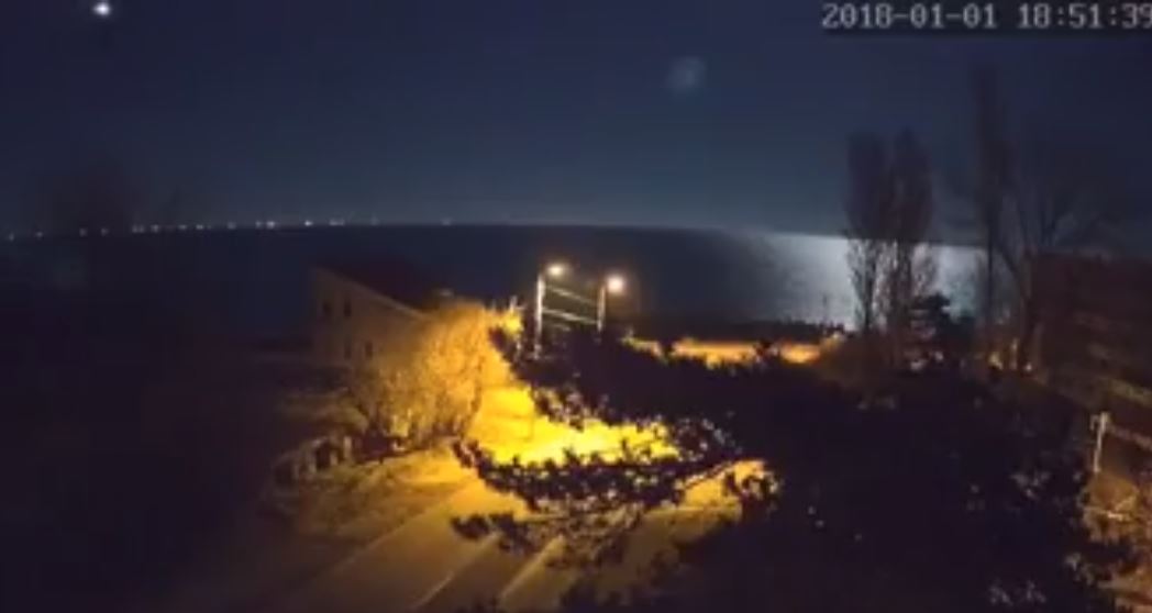 VIDEO: Fenomen luminos neidentificat apărut deasupra mării la Eforie