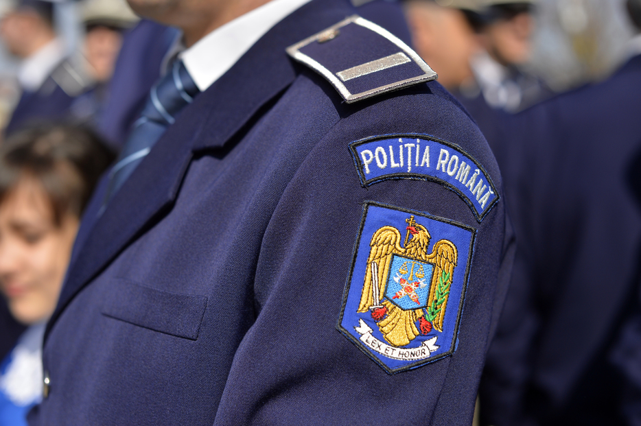 Un nou ordin de protecție emis de polițiștii constănțeni. O bătrână în vârstă de 89 de ani și-a reclamat fiul violent