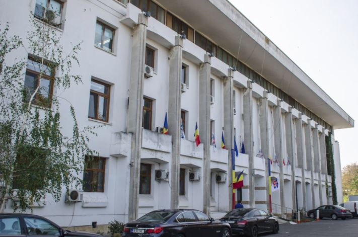 Primăria Constanţa are de recuperat bani de la Prefectură şi Consiliul Judeţean