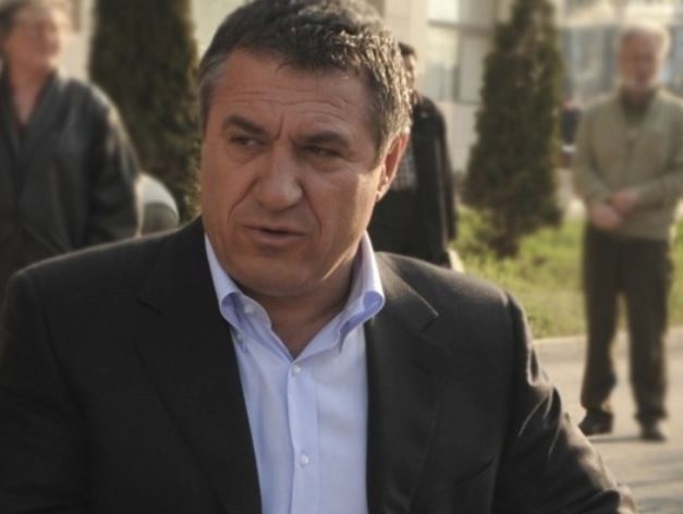 Fostul impresar Victor Becali, eliberat condiţionat din închisoare