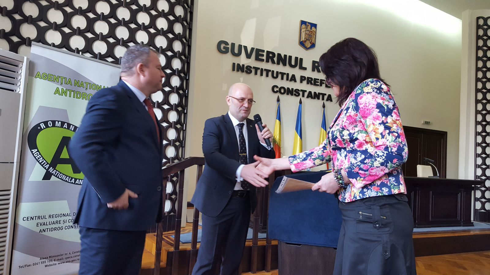 FOTO: Zeci de mii de tineri din CONSTANȚA și TULCEA au apelat la specialiștii Antidrog