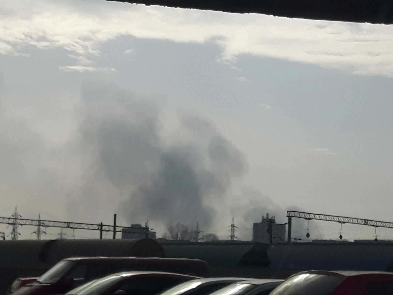 CONSTANȚA: Incendiu de cauciucuri, extins pe o suprafață de 100 de metri pătrați