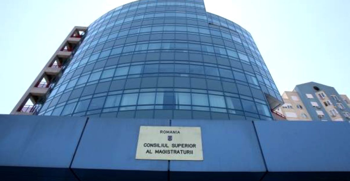 Peste 130 de procurori DNA cer CSM să le fie apărată reputaţia profesională şi independenţa